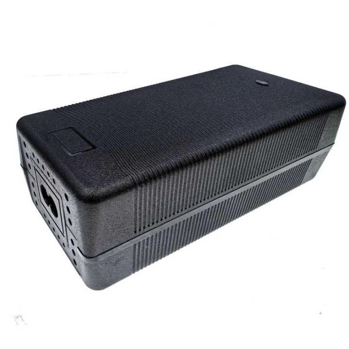 Caricabatteria 63V 2A per batteria agli ioni di litio 15S 18650 con connettore