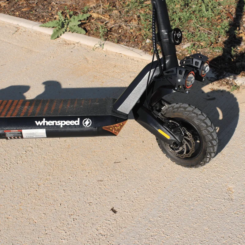 Scooter Eléctrica WHENSPEED Infinity 800W - 48V, 20Ah, Autonomia 60 km, Velocidade máxima 25 km/h - Cor,Preto