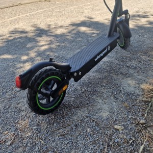 Thunderbolt di Whenspeed - Scooter elettrico motorizzato 500W