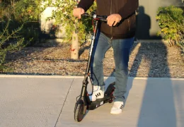 Whenspeed Pulsar elektrische scooter: uitzonderlijke prestaties en design Whenspeed Pulsar elektrische scooter: uitzonderlijke prestaties en design